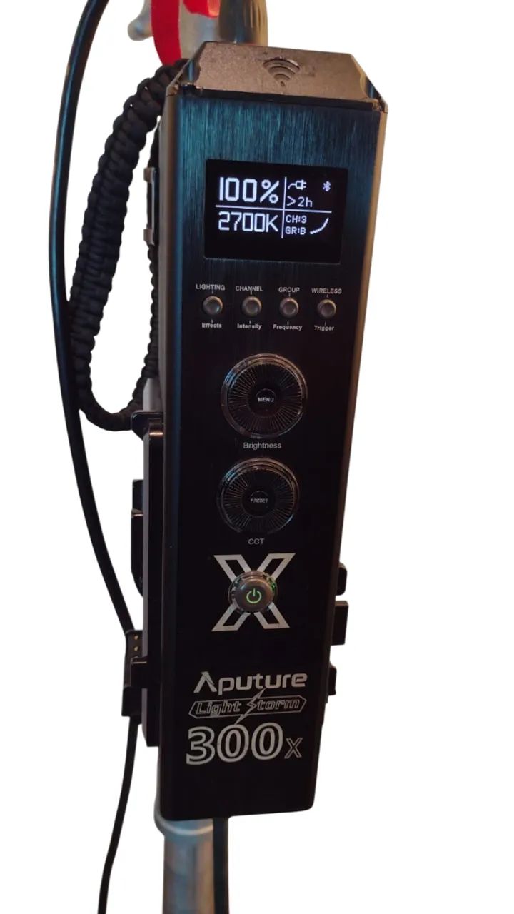 Vendo Refletor Apture Light Storm 300X - Usado - Completo - Foto 2