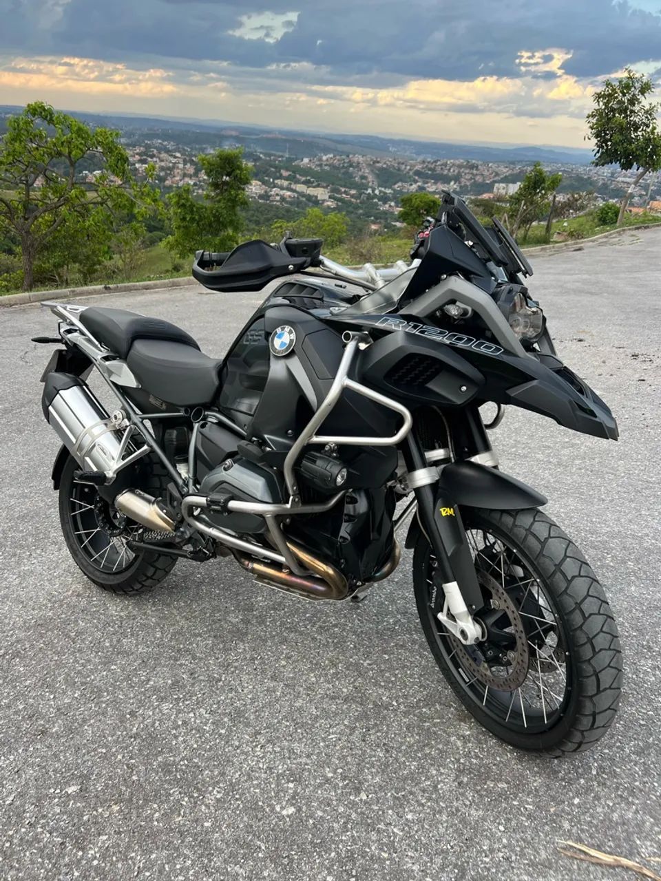BMW  - Foto 4