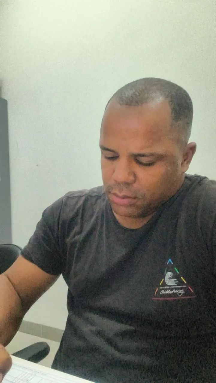 Limpeza de caixa d água e pequenos reparos 