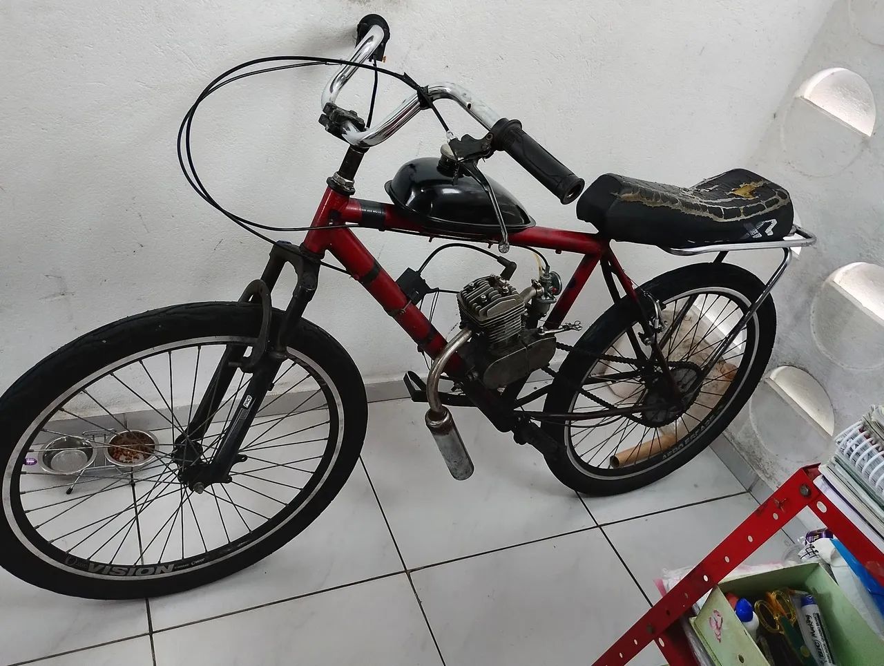 Bicicleta motorizada pronta para usar