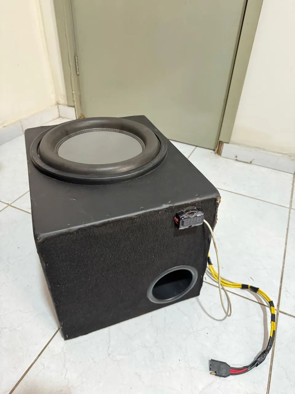 Caixa de Subwoofer Zetta de 12 polegadas (1600w)