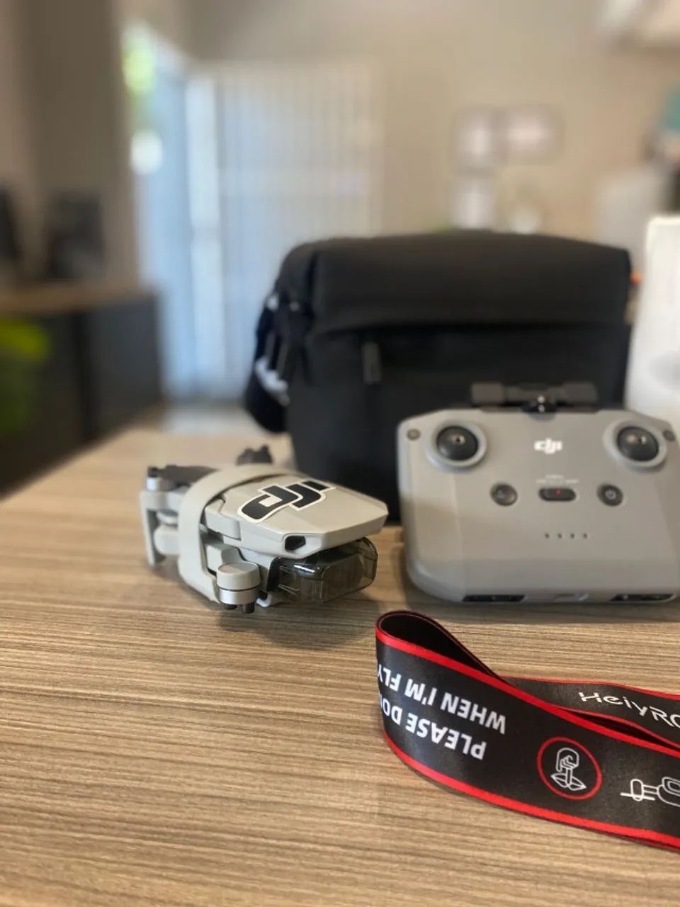 DRONE DJI MINI 4K FLY MORE COMBO - Foto 4