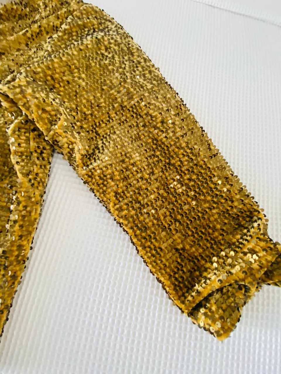 Casaco em paetês dourado   - Foto 2
