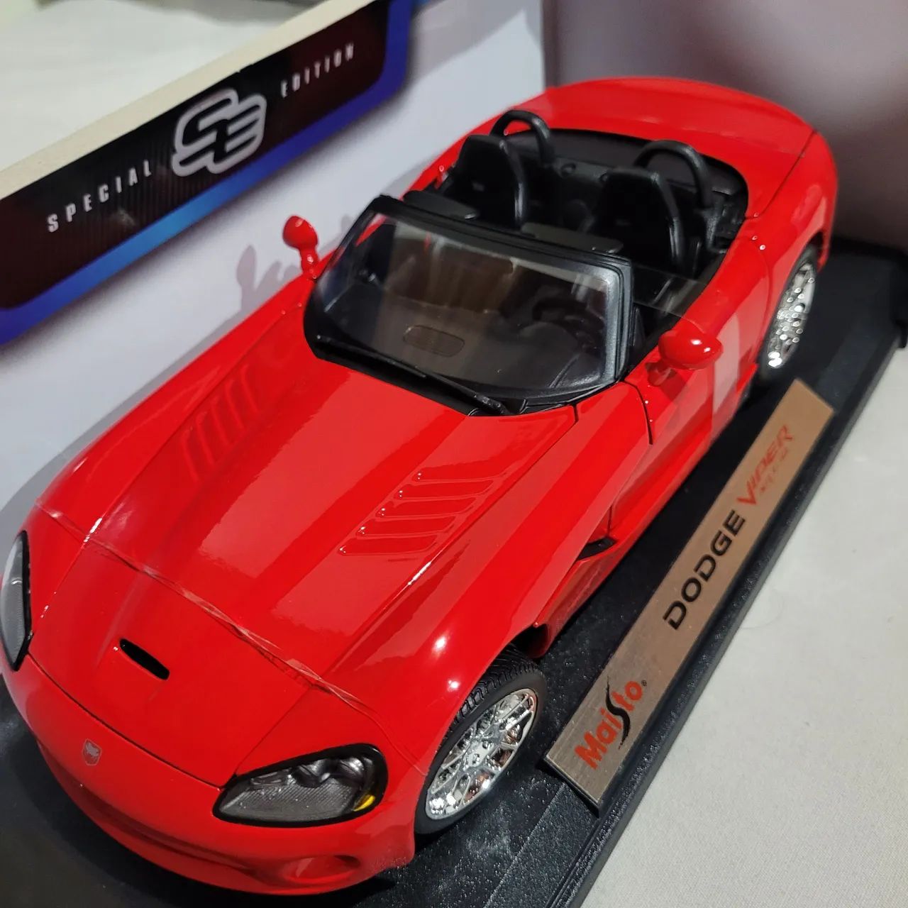 Miniatura 1:18 Dodge Viper SRT 2003 Maisto Nova - Foto 5