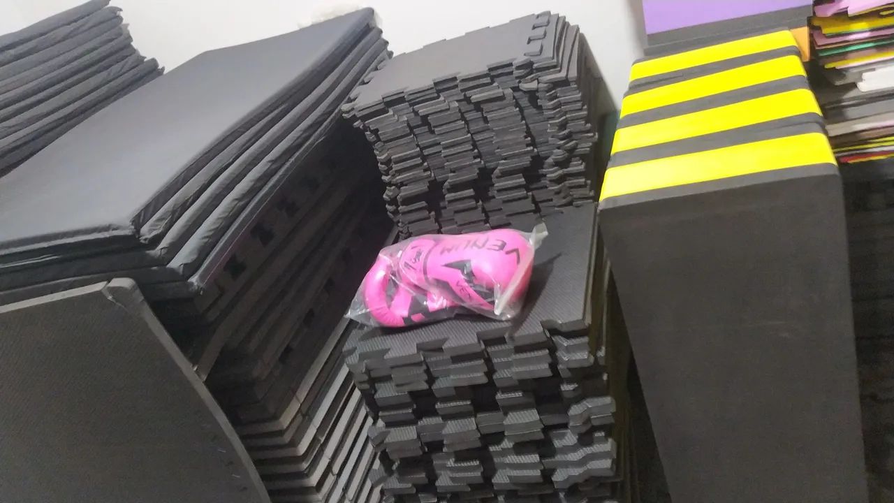 Luva Venum 10 onças rosa - Foto 5