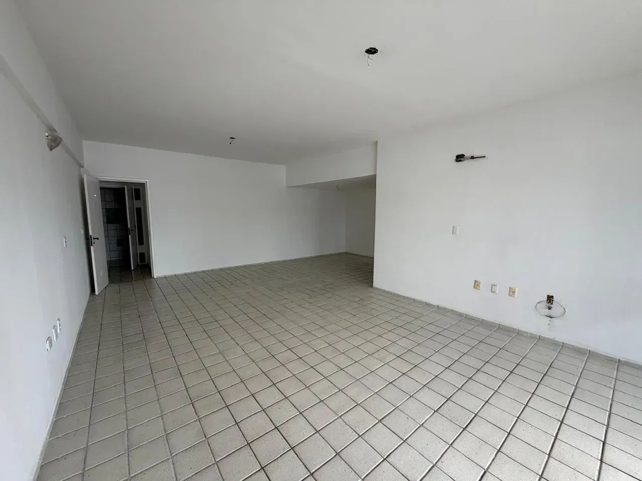Imóvel para aluguel com 175 m com 4 quartos, 3 suítes Monteiro - Recife - PE - Foto 4