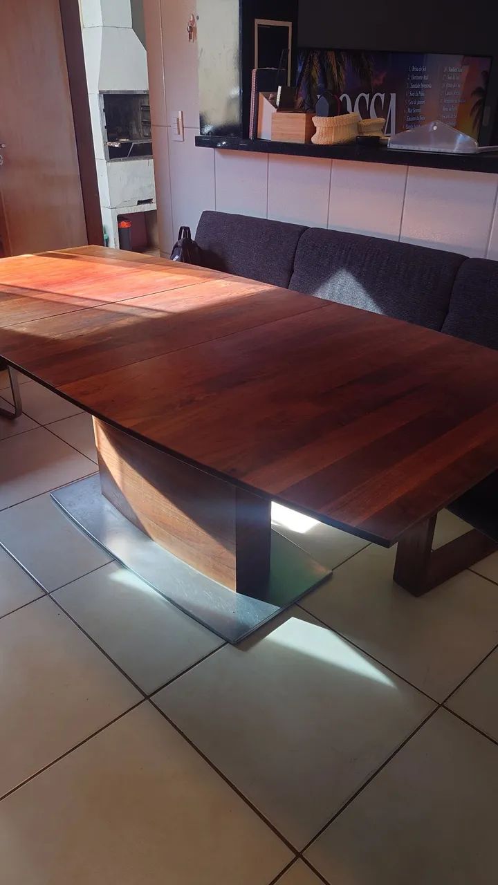 Mesa em madeira maciça cadeira e banco  - Foto 4