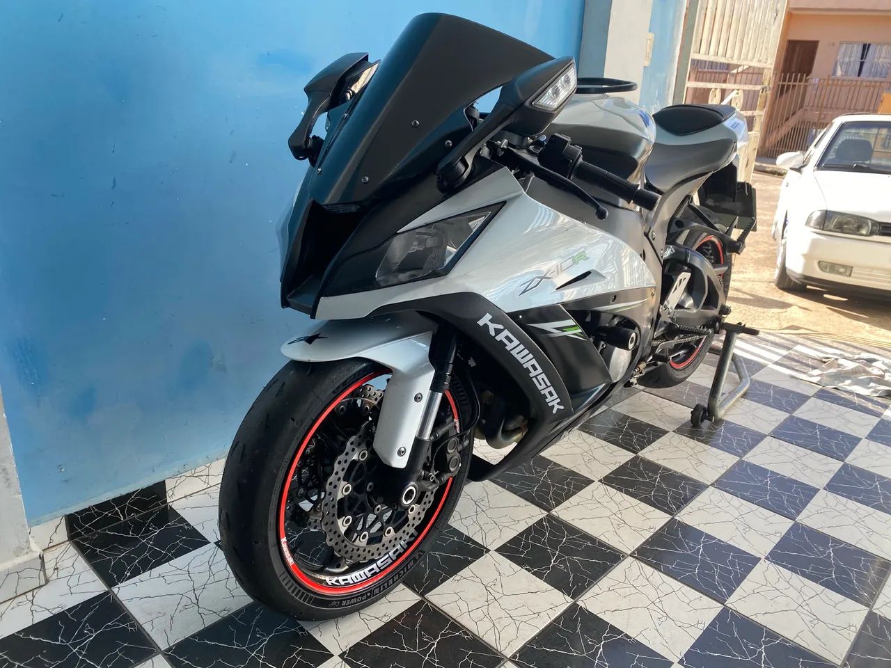Kawasaki Zx-10/ Zx-10r 1000cc 2013 - 1519545486 | OLX
