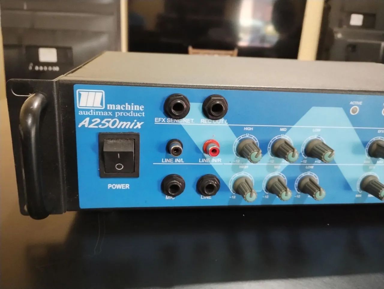 Amplificador Machine A250