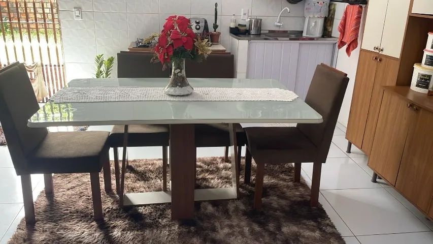 MESA DE JANTAR 6 LUGARES