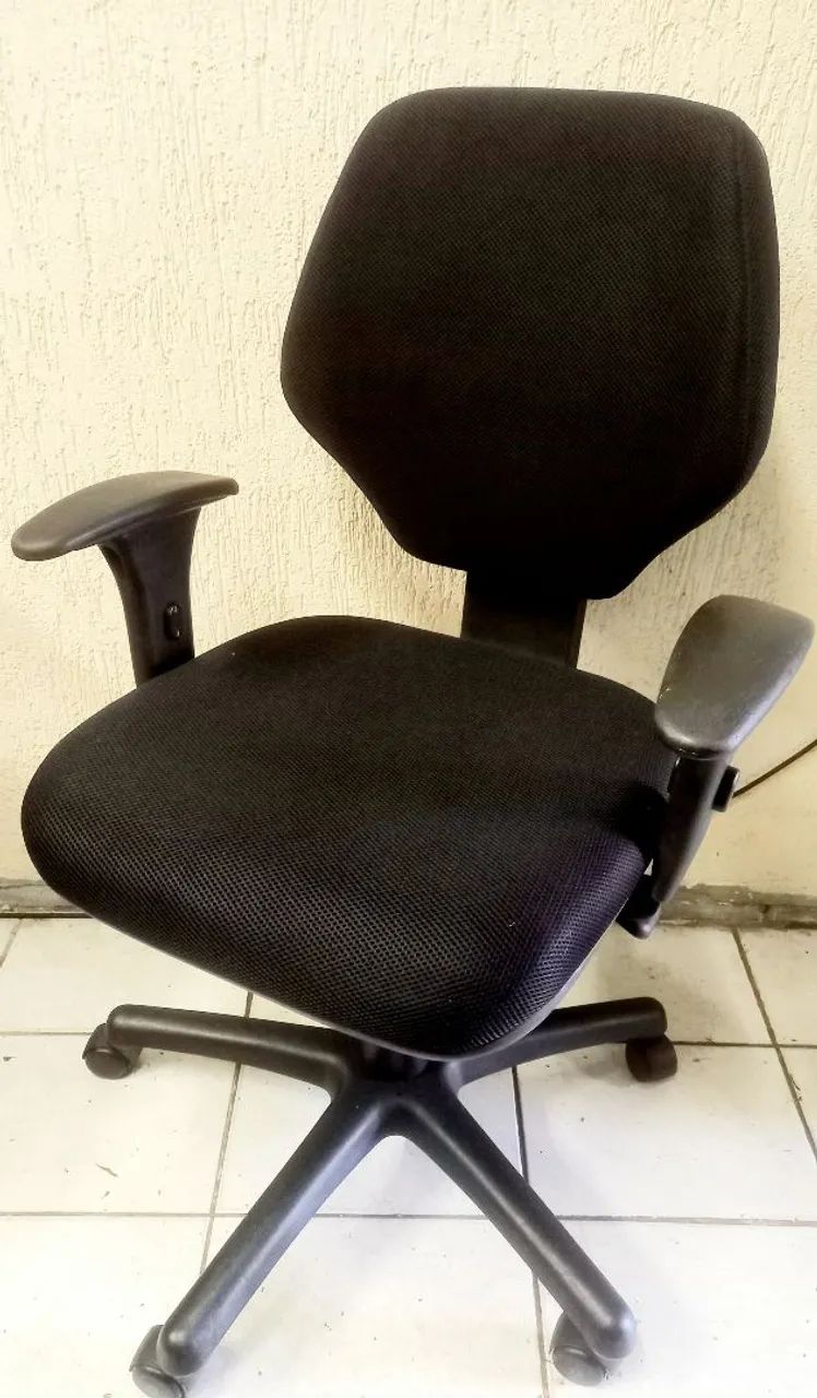 Cadeira Escritório Flexform em ótimo estado  - Foto 2