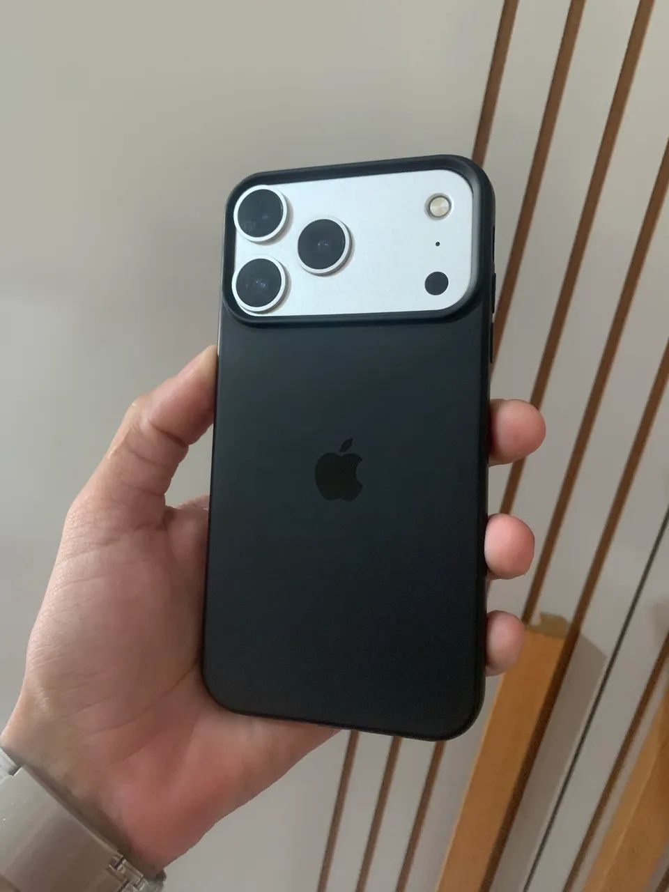 iPhone 11 transformado 17 pro  - Foto 4