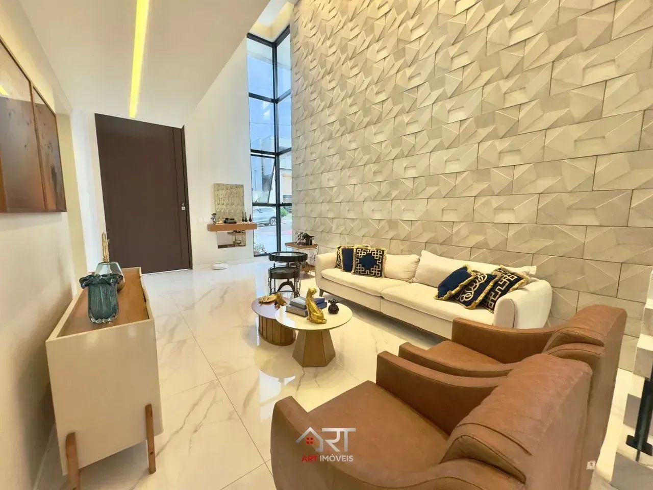 Imóvel para venda possui 340 metros quadrados com 4 quartos - Foto 4