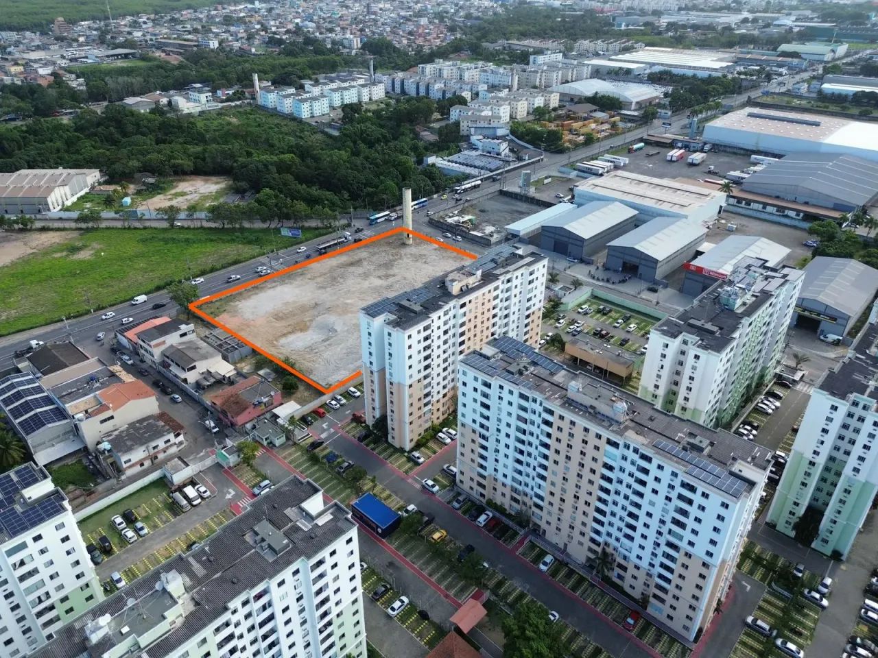 Área de 8000m² de frente a ES 010 - Foto 3