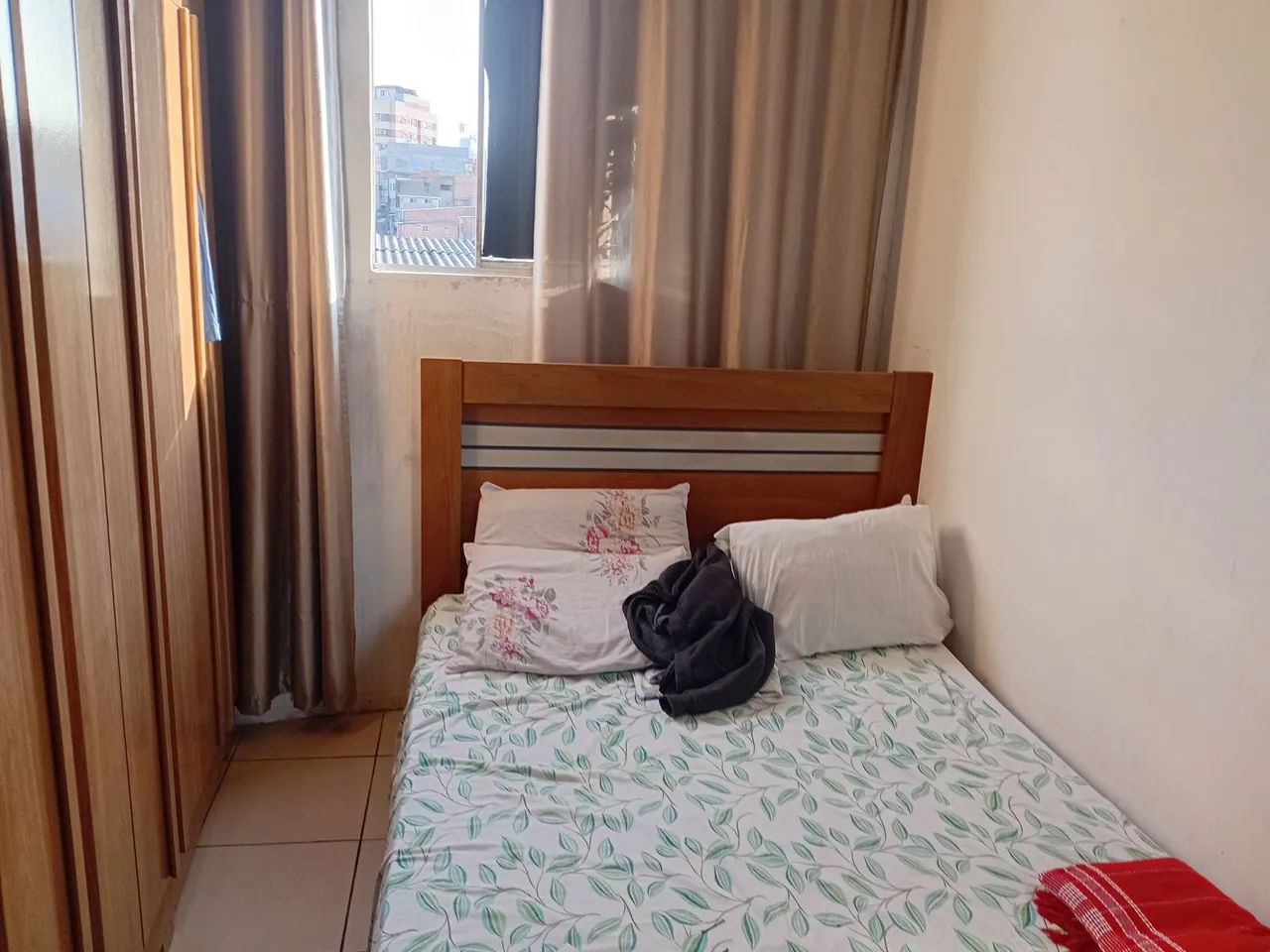 Vendo uma cama seme nova - Foto 2