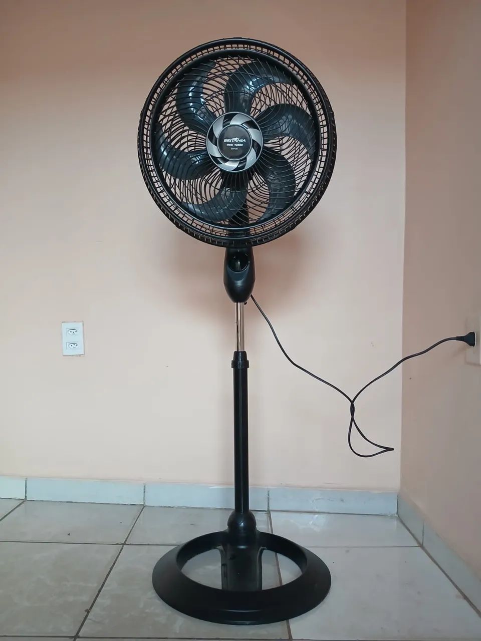 Ventilador de pé 