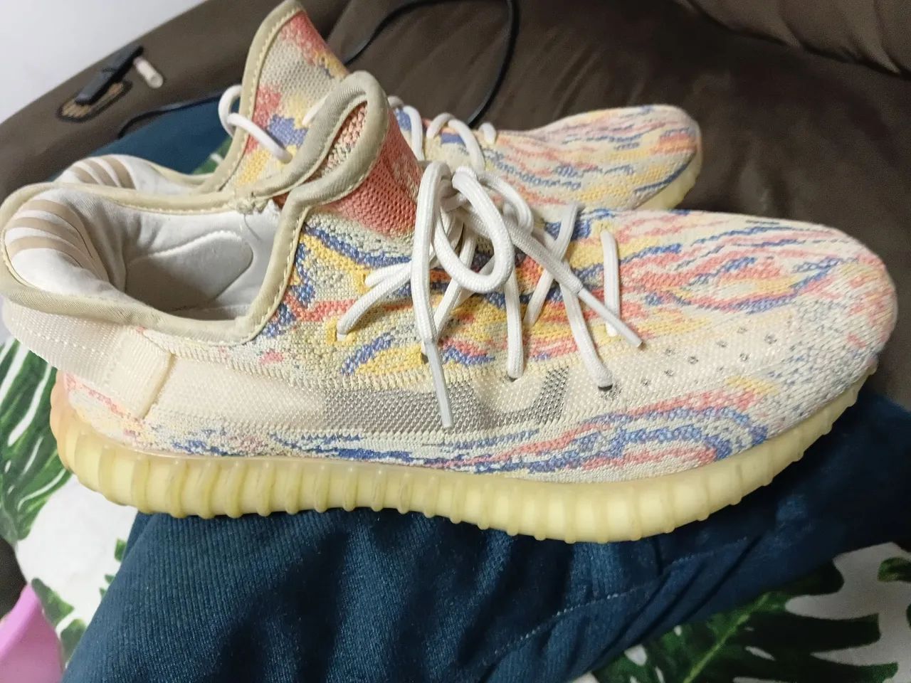 Tenis Yezze Boost 350 V2 