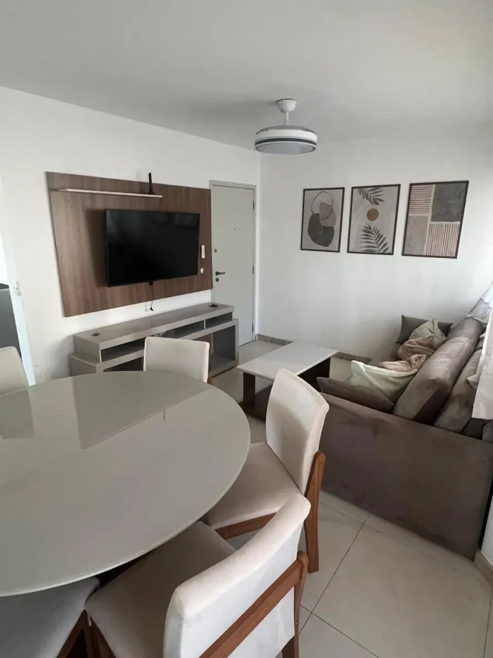 APT DE 2 QUARTOS - 100% MOBILIADO - ITAPUÃ - Foto 3