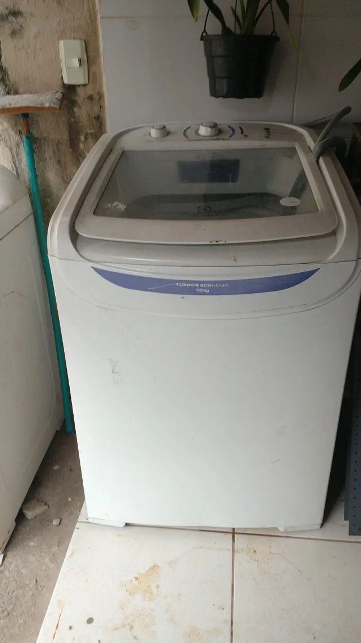 Vendo máquina de lavar com defeito 