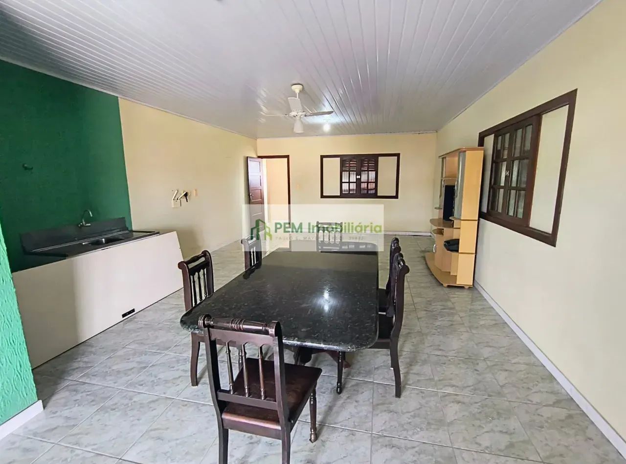 Imóvel para venda possui 200 metros quadrados com 4 quartos em Centro - Capivari de Baixo  - Foto 5