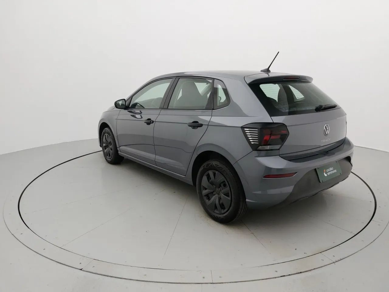 Volkswagen Polo Track 1.0 Flex 12V 5p, foto 3 de 18