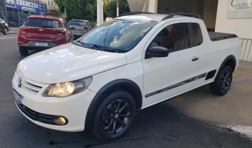 Volkswagen Saveiro Saveiro TROOPER 1.6 Mi Total Flex 8V CE 2013