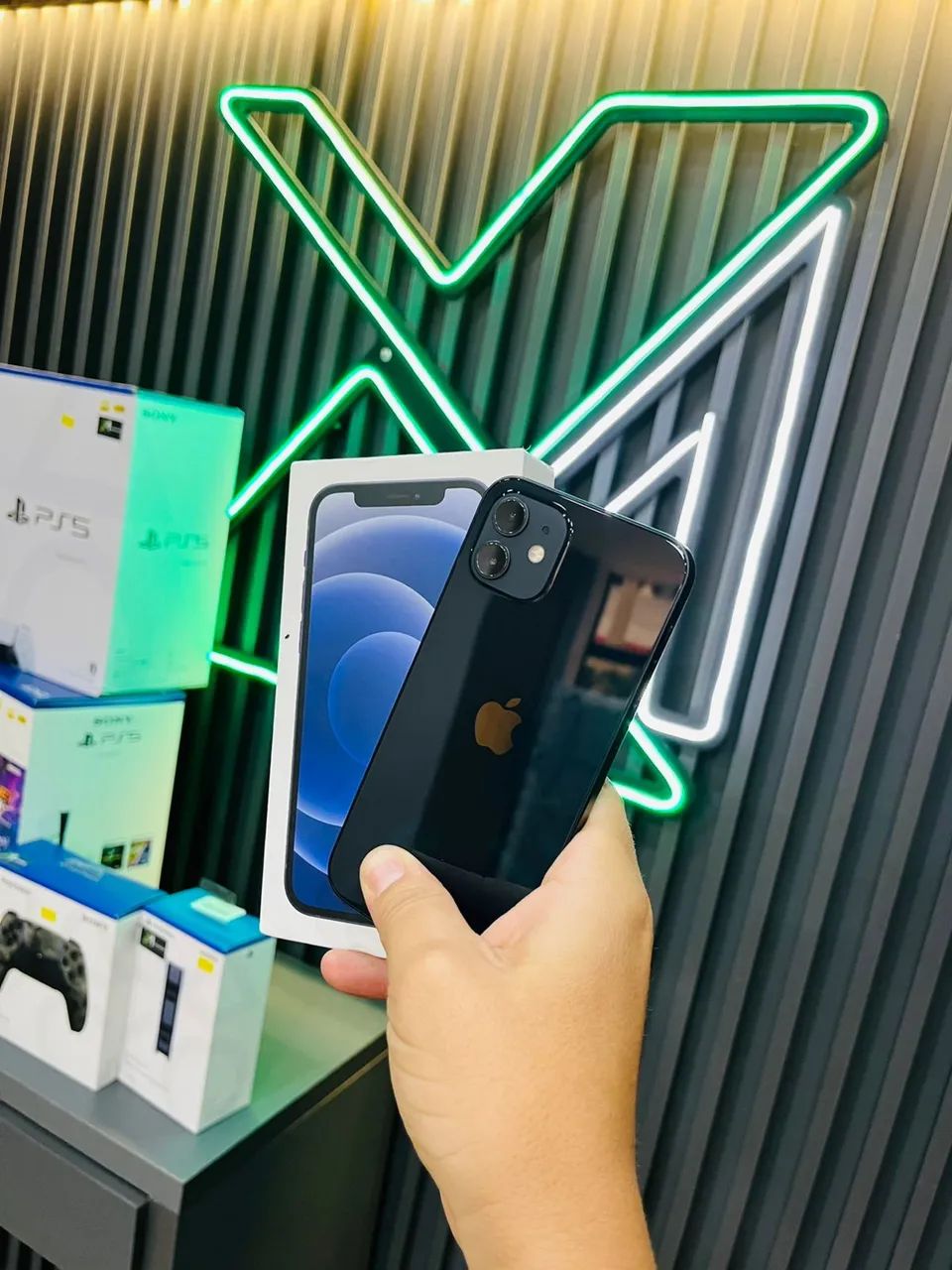 iPhone 12 sem detalhes com garantia / entrego hoje  - Foto 2