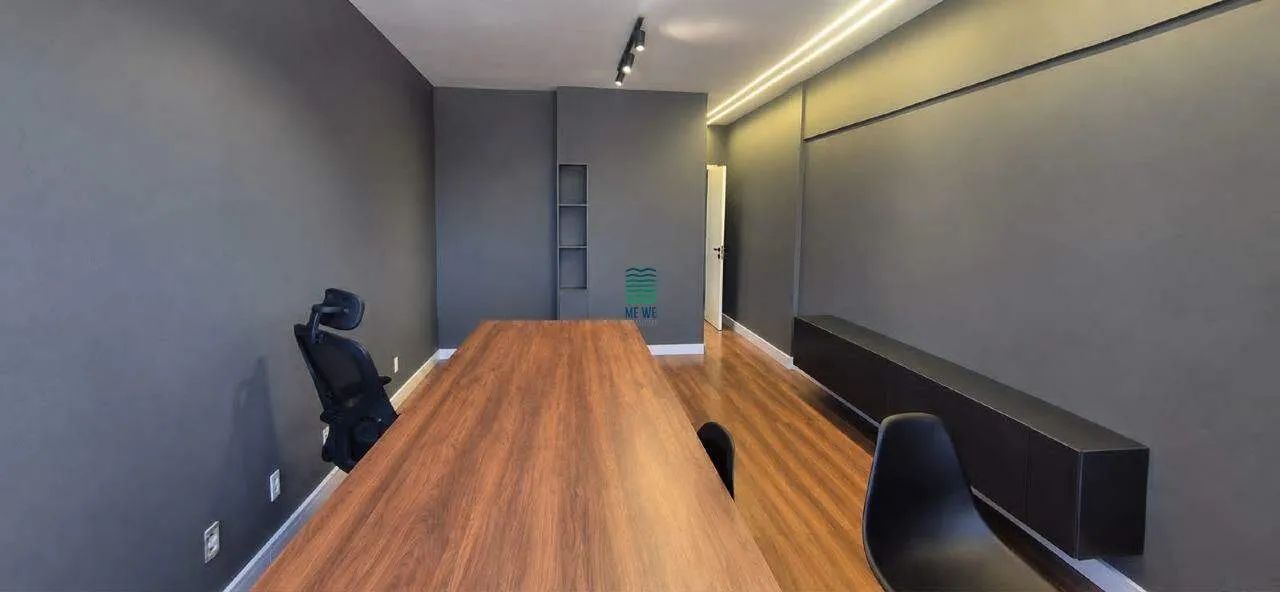 Sala Comercial no Victoria Office Tower na Enseada do Suá