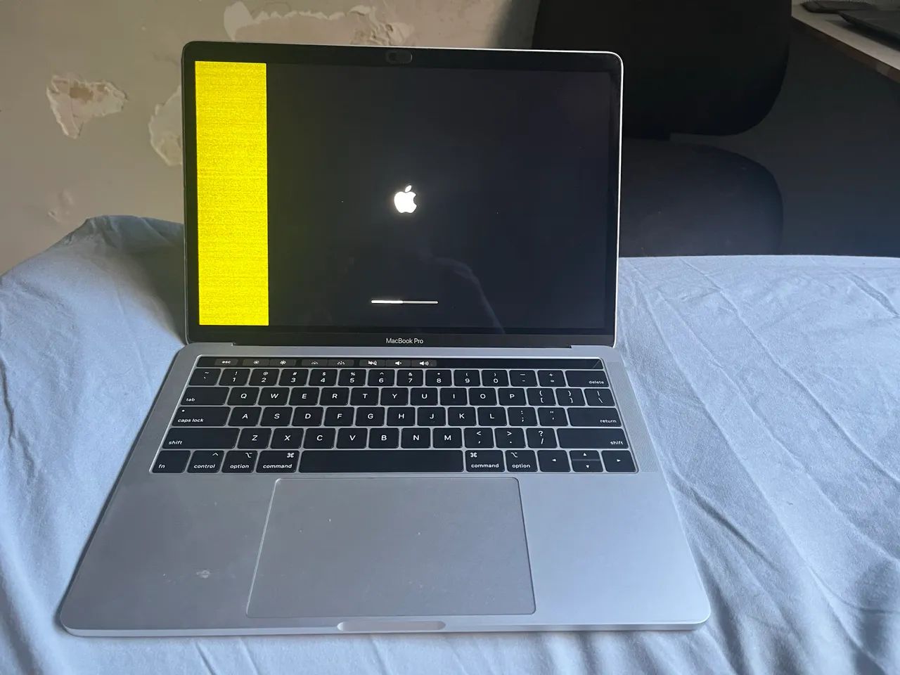 MacBook Pro 13? 2019 A2159 i5 8GB SSD 256GB - Bateria Excelente