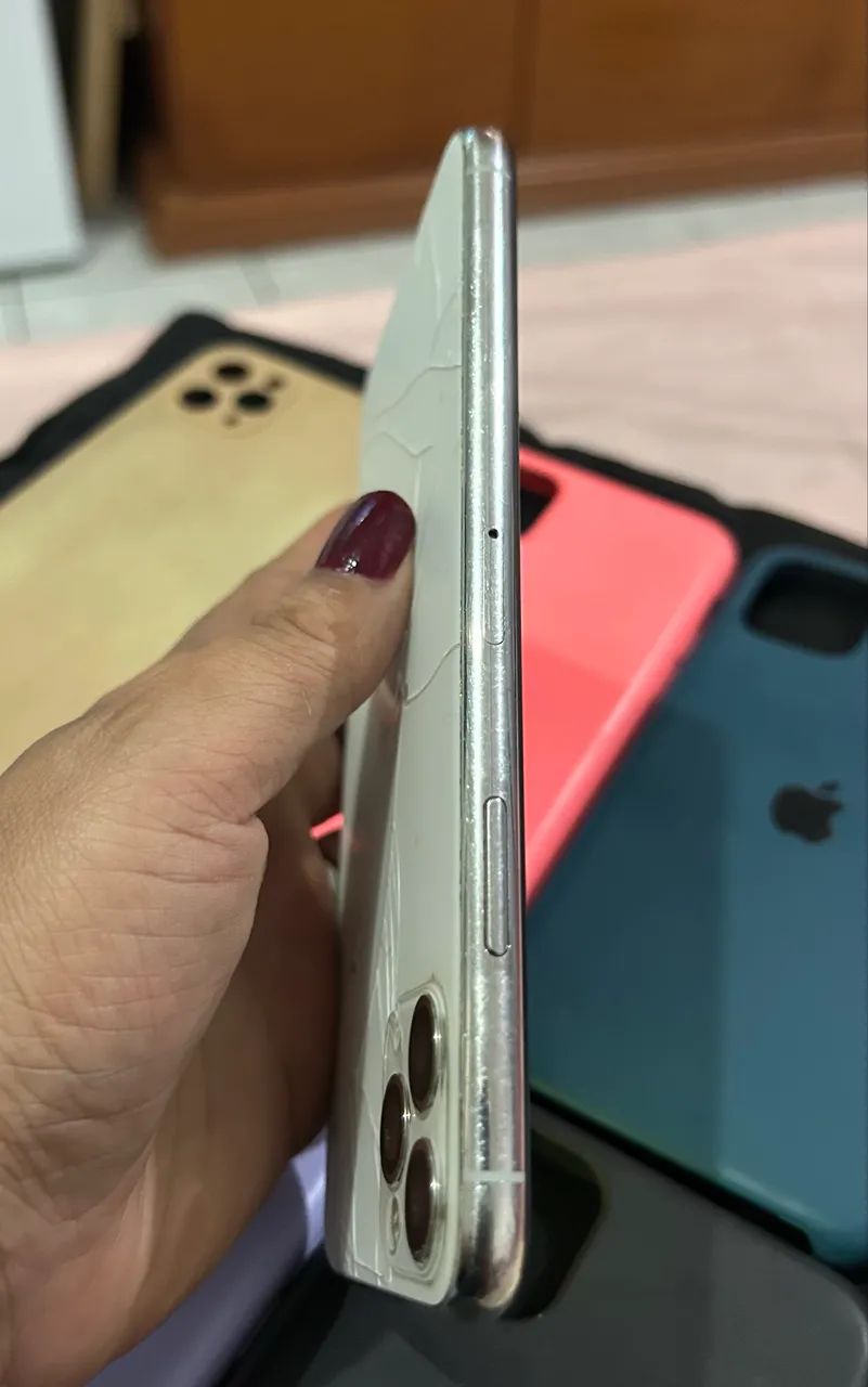I phone 11 pro Max - Foto 2