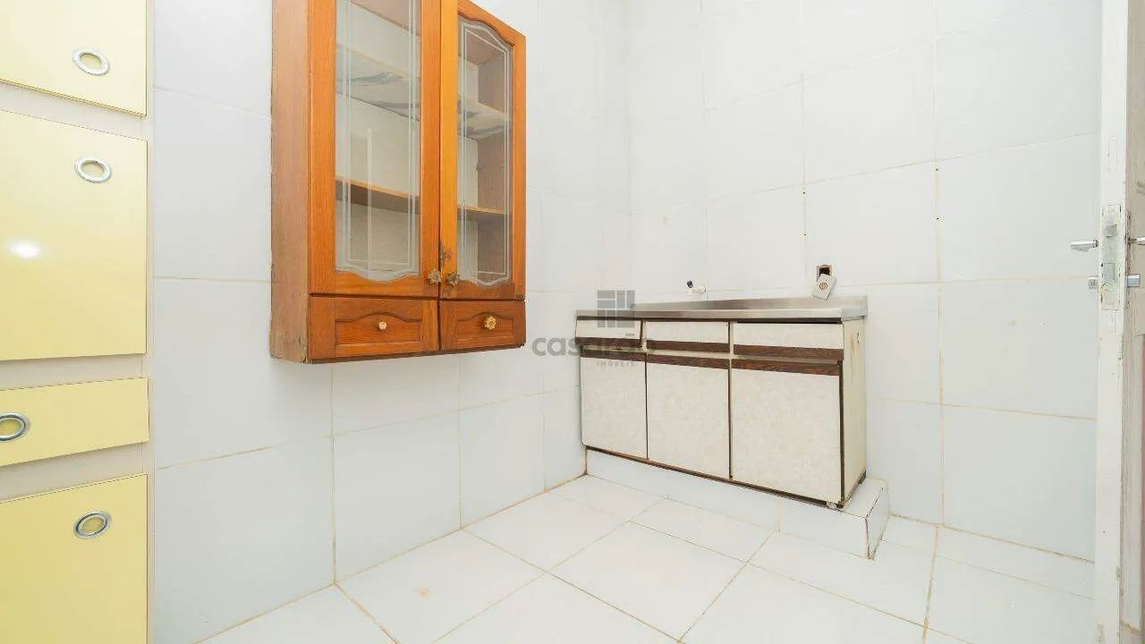 Casa Comercial para Aluguel no Centro de Pelotas  3 Salas e 2 Banheiros - Foto 5