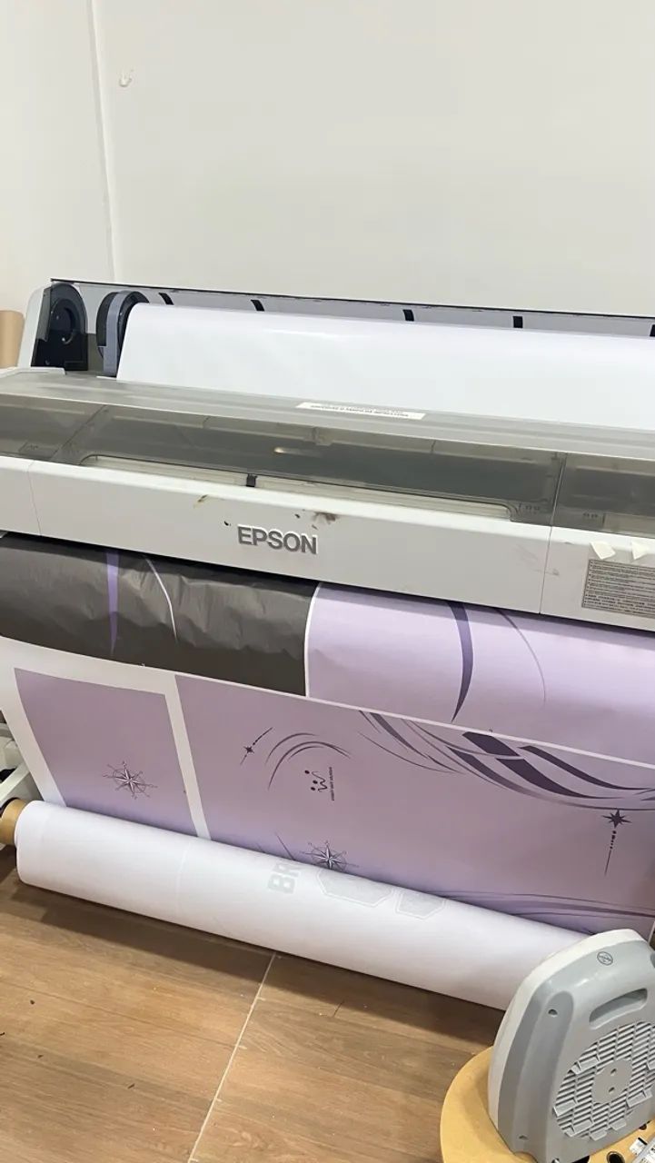 VENDO PLOTTER EPSON F6200 - Foto 5