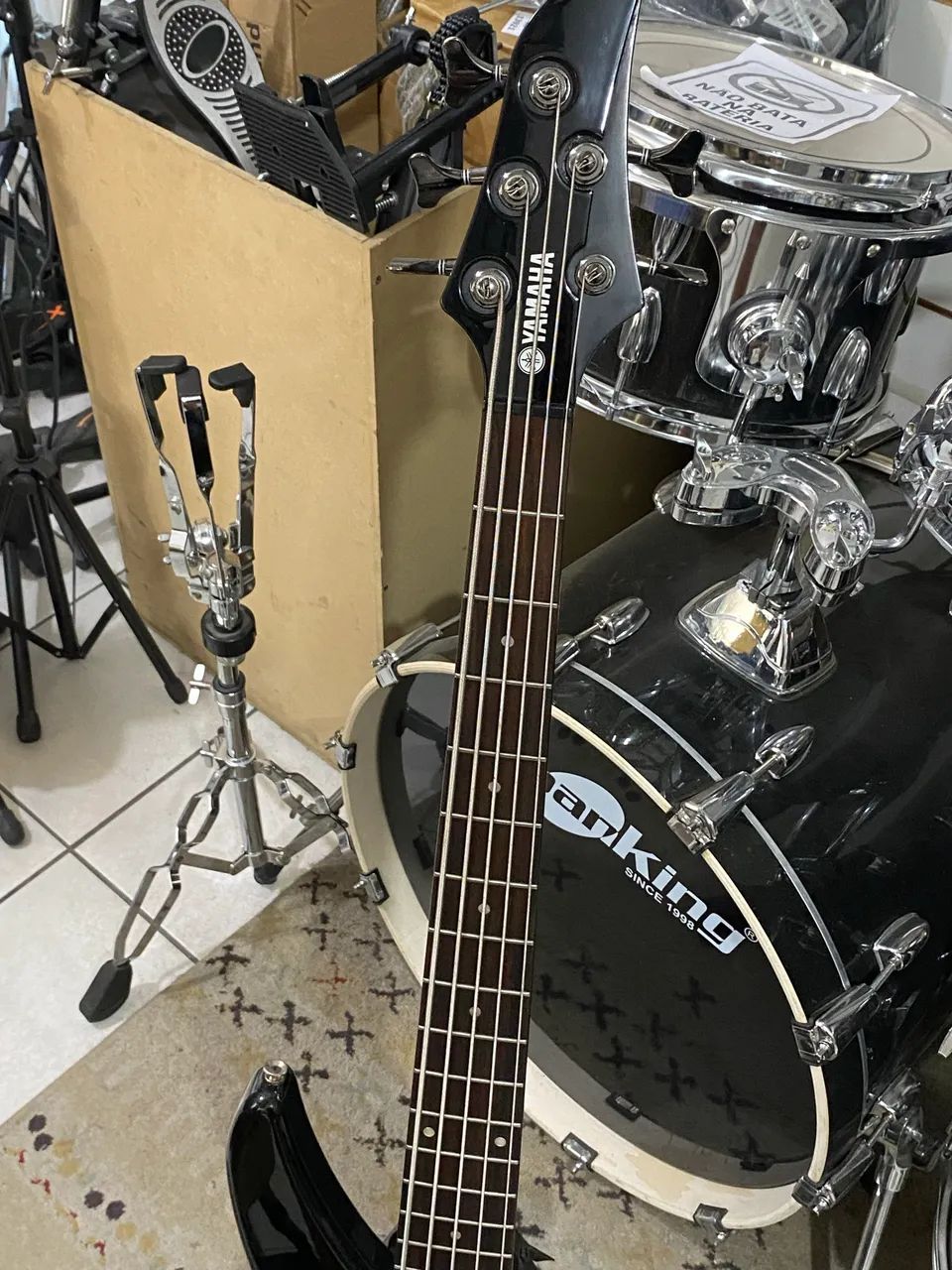 Baixo Yamaha RBX 375 Preto Regulado - Instrumentos musicais