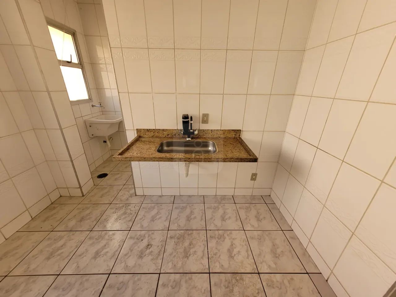 Apartamento Padrão em Uberlândia - Foto 5