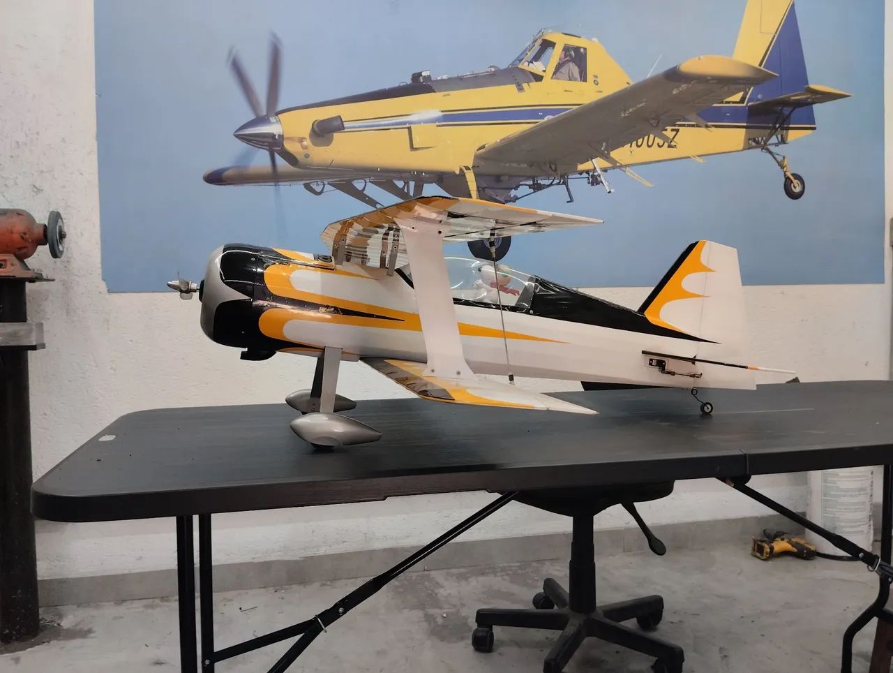 Aeromodelo pitts biplano 
