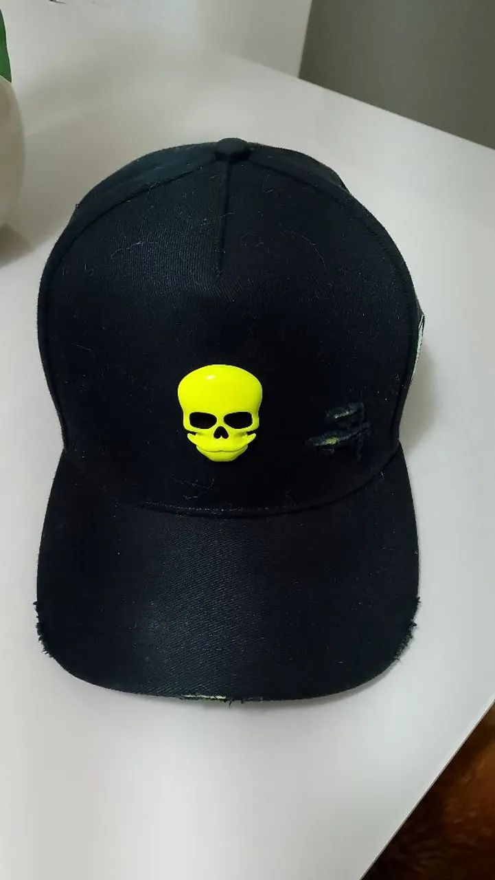 Boné caveira 