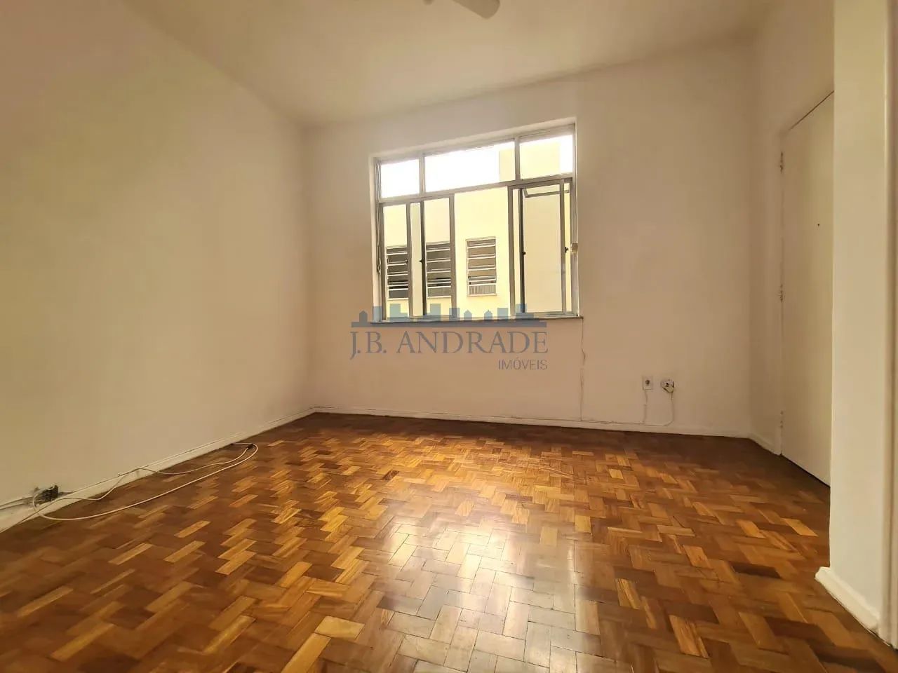 Sala e Quarto ao Lado do Rio Sul | Portaria 24h 2