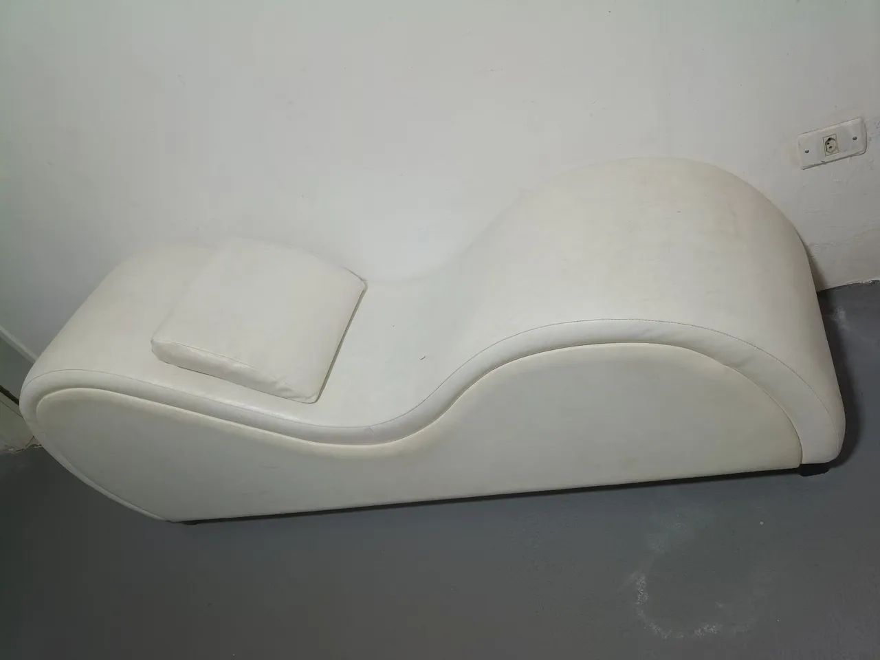 Vendo Maca Poltrona Tantra Luxo Cavalinho - Foto 2