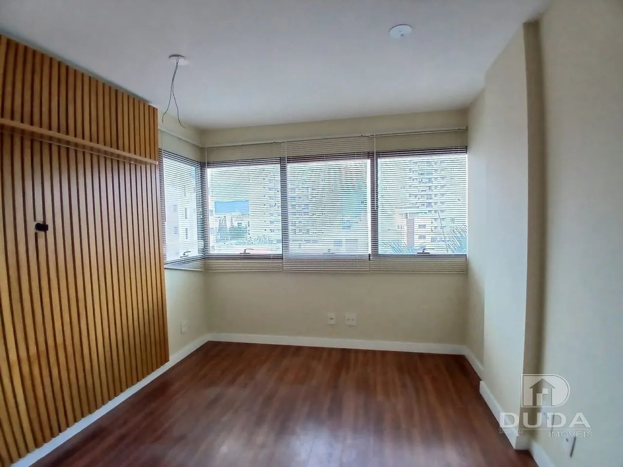Sala comercial na Trindade