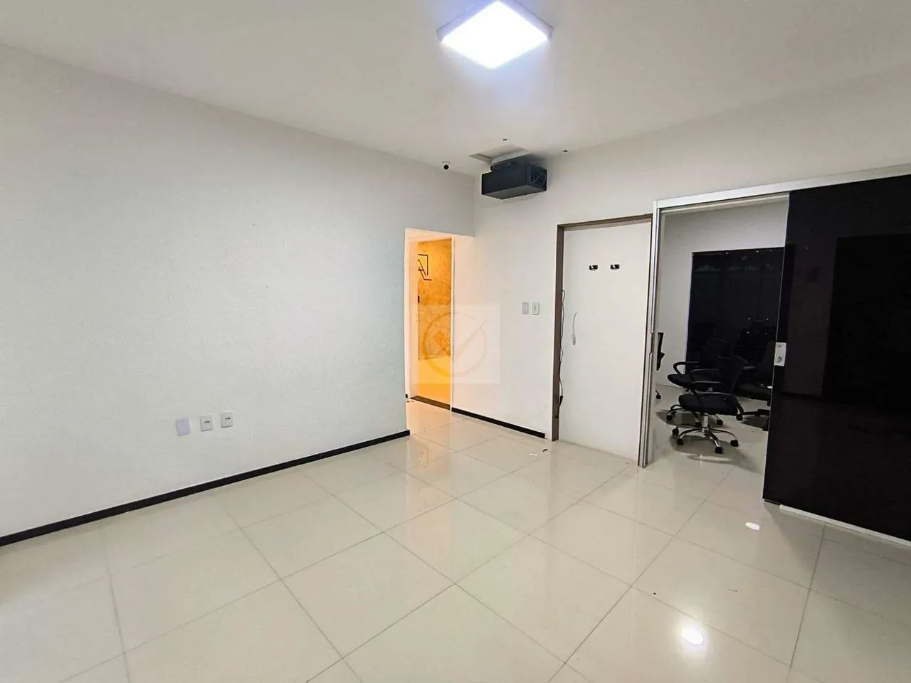 Casa com 3 Quartos, Área Gourmet e 3 Vagas de Garagem - Foto 4