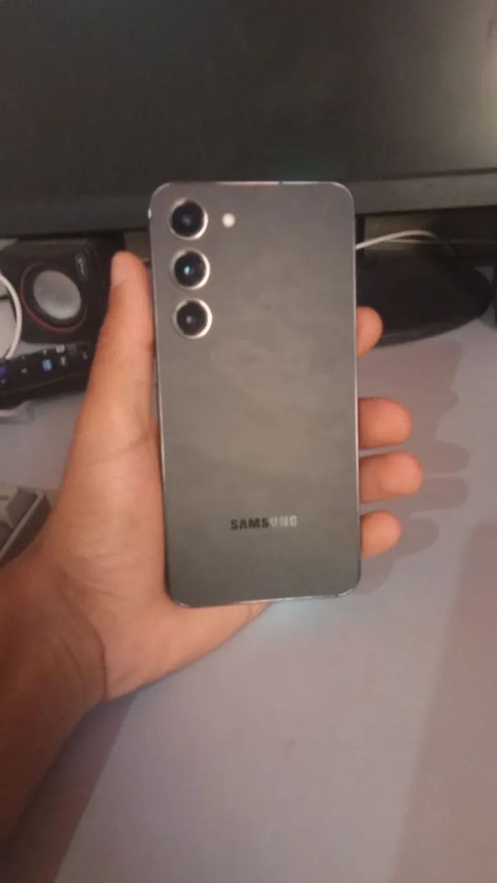Galaxy S23 128GB / 8GB RAM