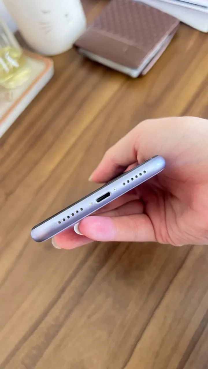 Iphone 11 Lilás  - Foto 3