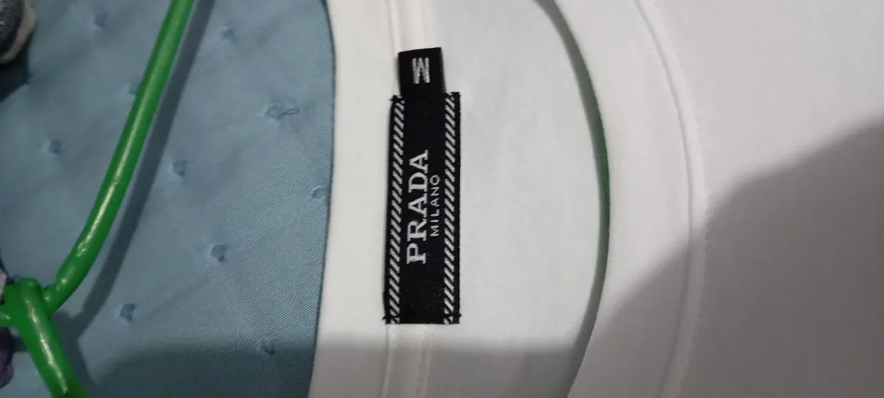 Camiseta Prada 100% original  - Foto 3