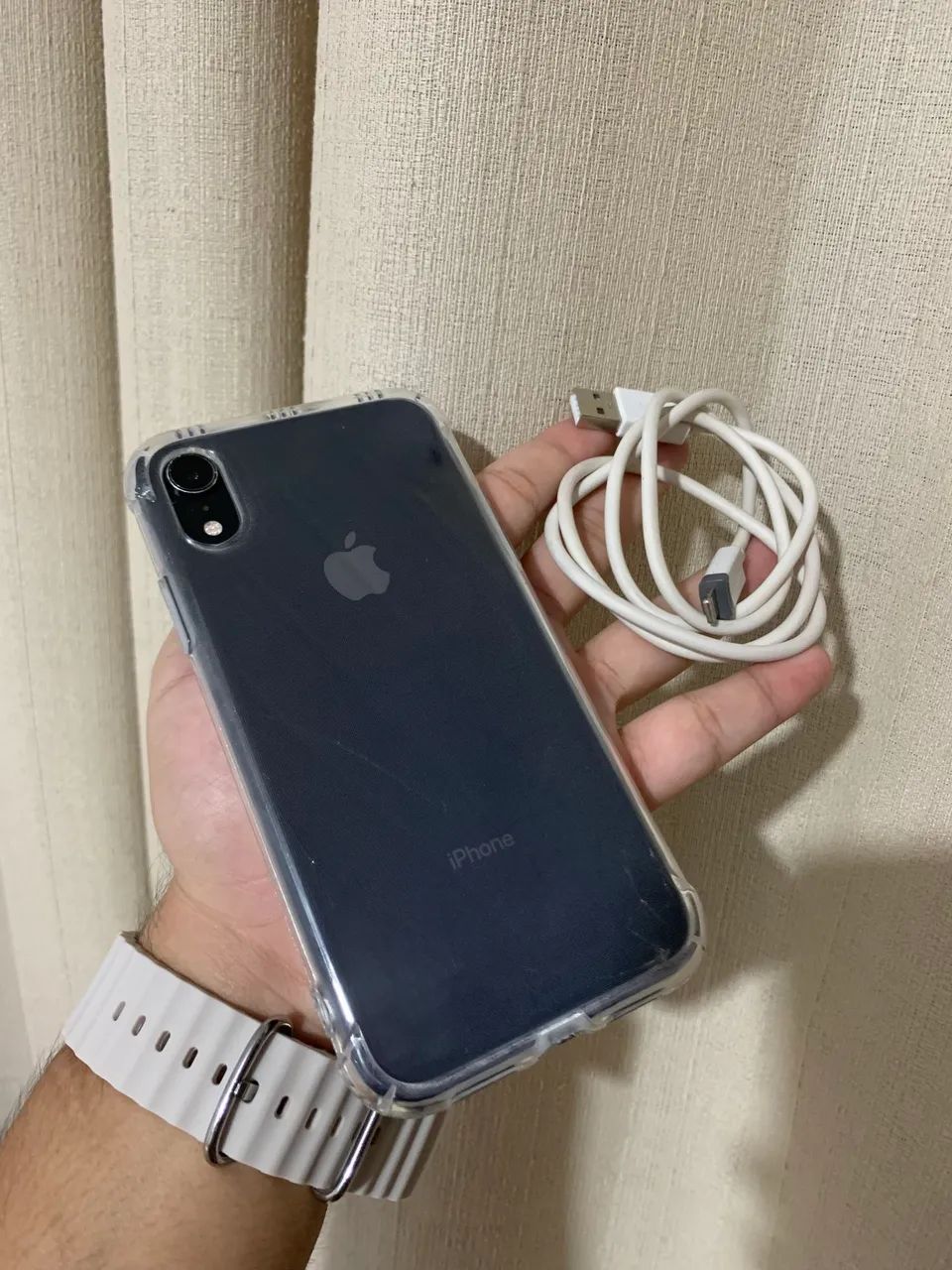 iPhone XR Black 256 GB - Foto 5
