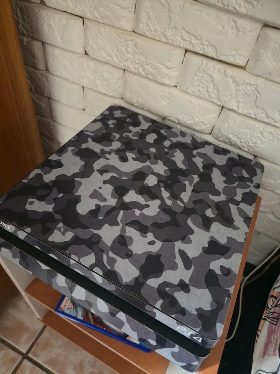 Ps4 slim 