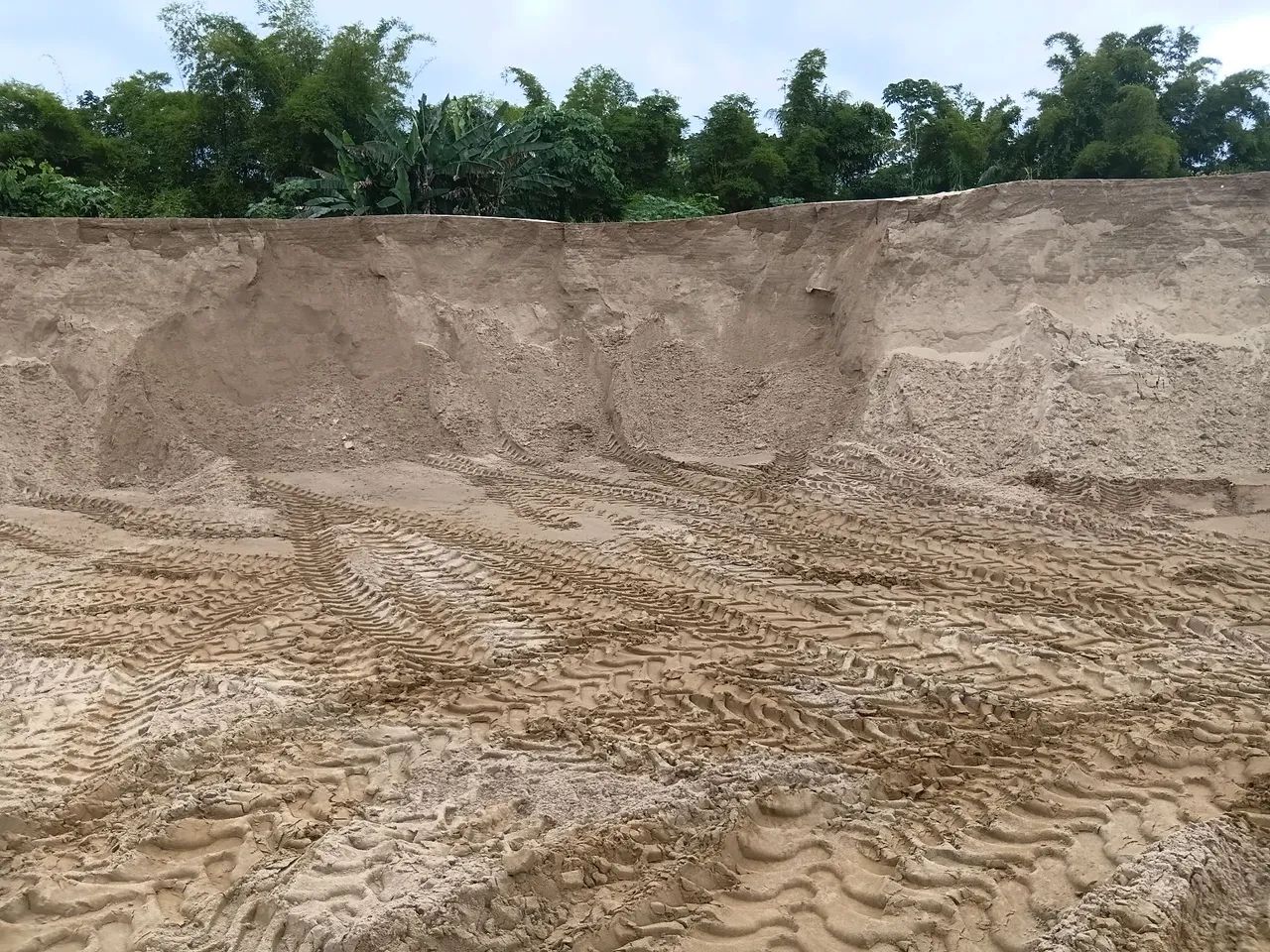 Venda de Areia, Barro e Brita.