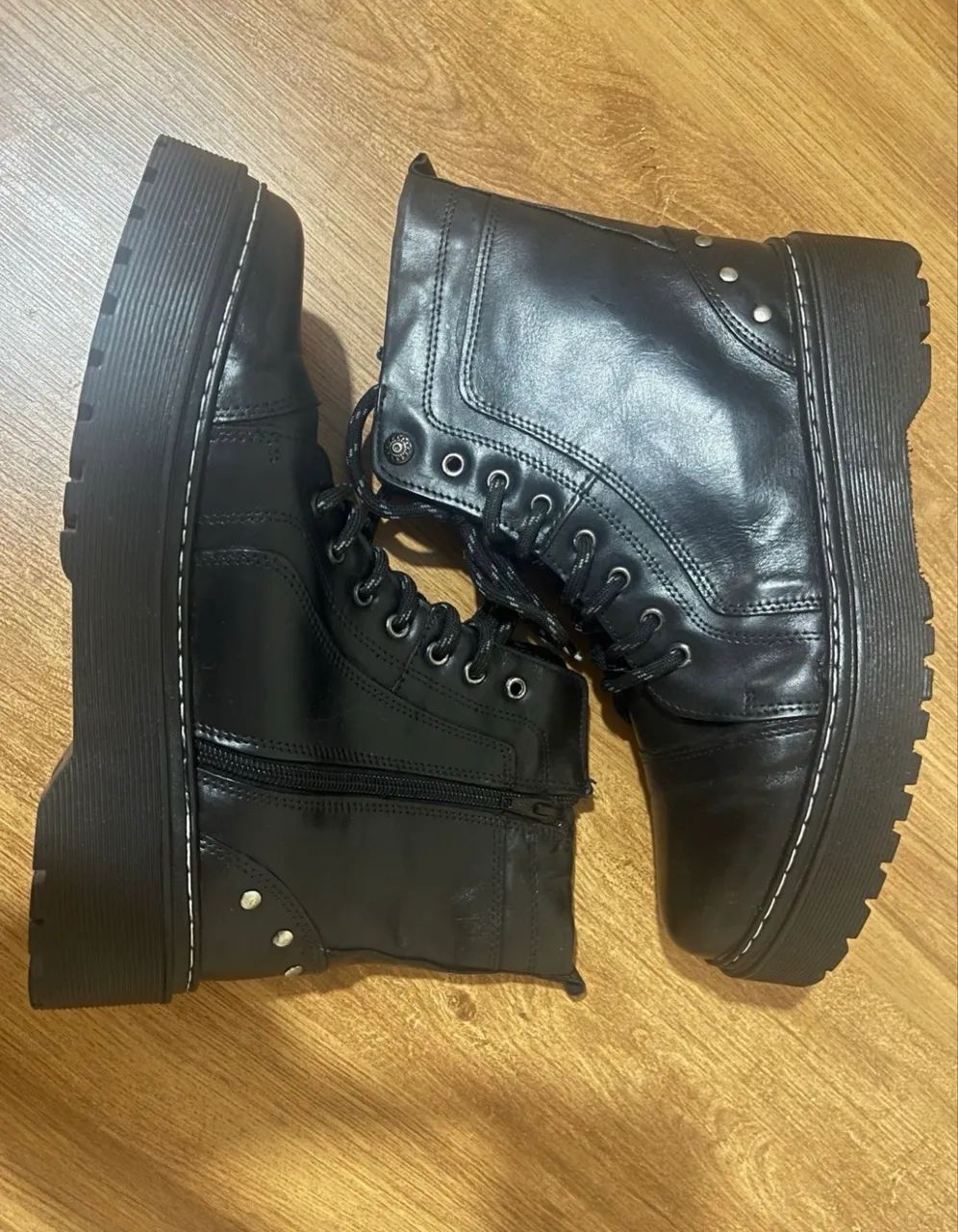 Bota/ coturno 