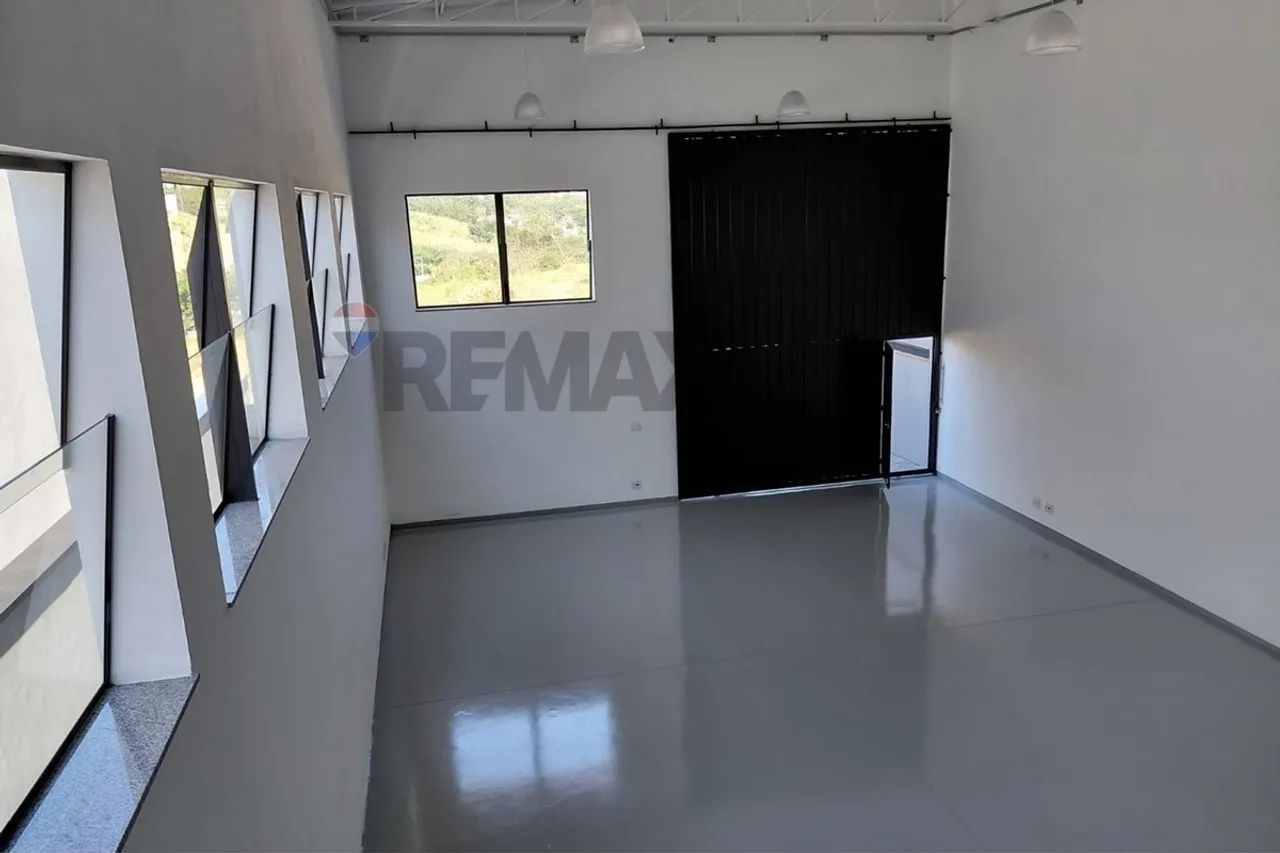 Galpão para Alugar NOVO com 200m²- Vinhedo/SP - Foto 2