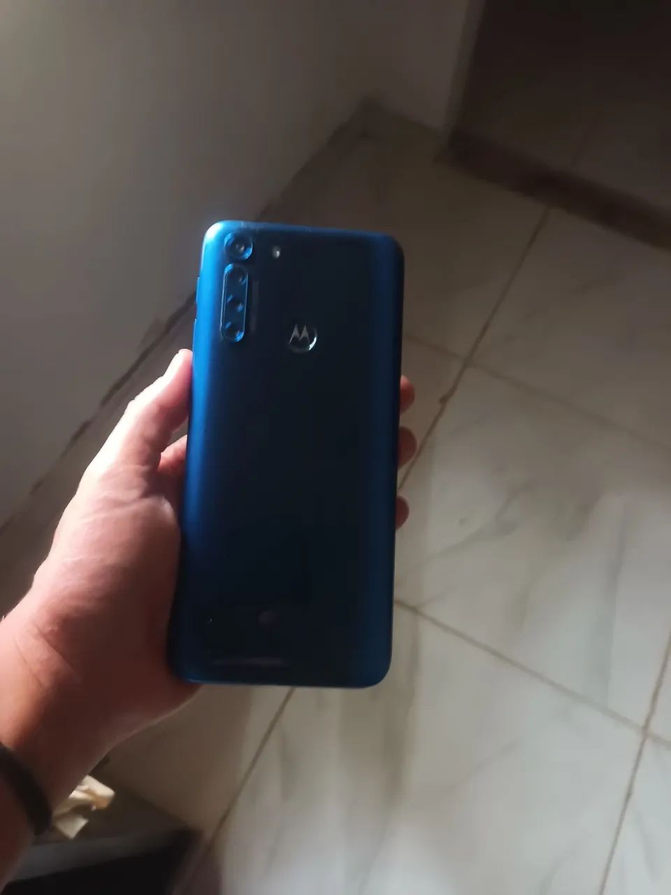 Vendo celular Motorola one fusion 