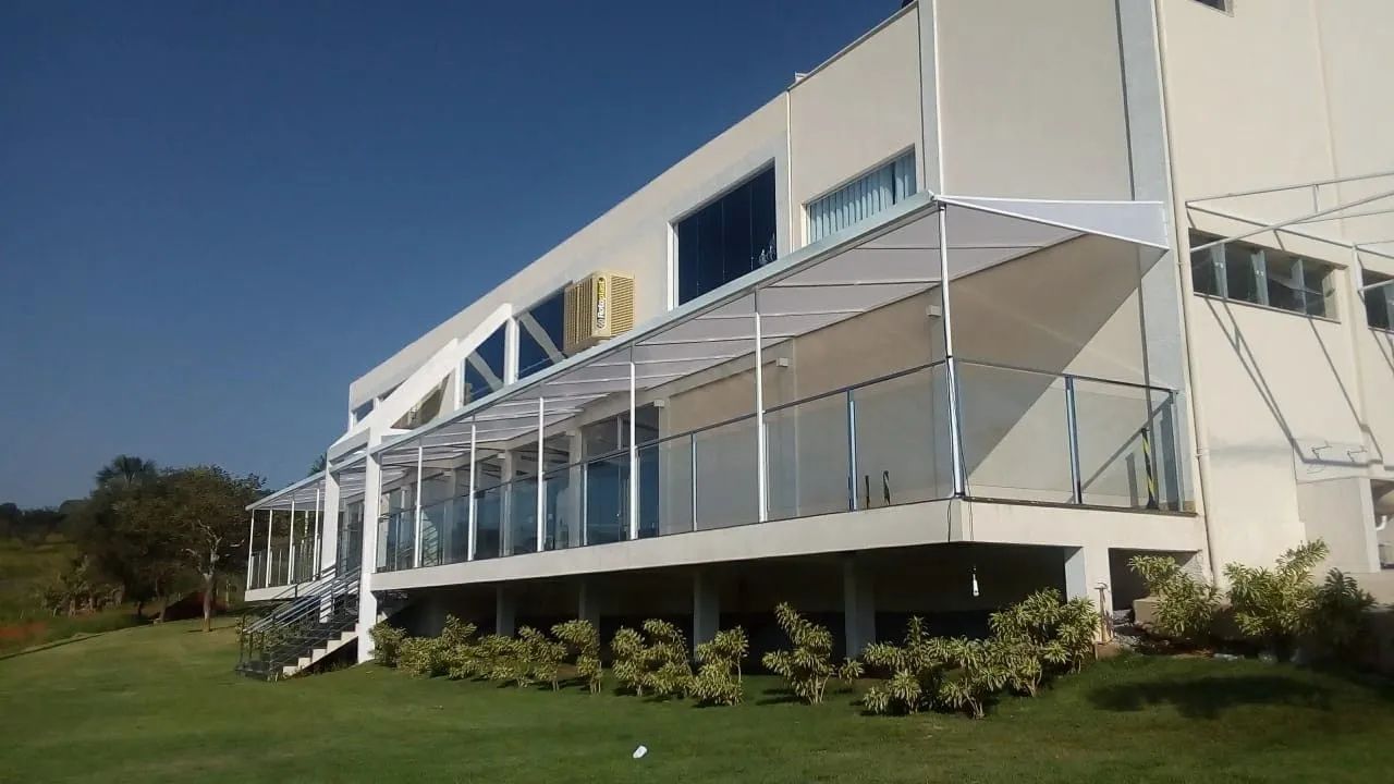 Fabricação de toldos e tendas
